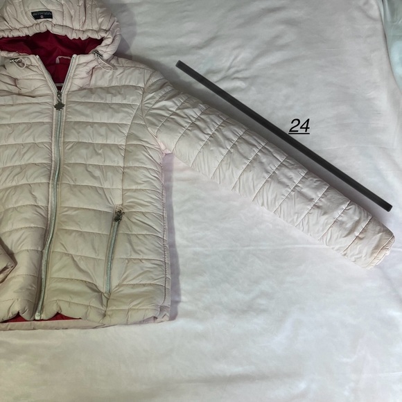 Canada Goose Girls Light Pink Quilted Puffer Jacket-Large - Picture 13 of 16